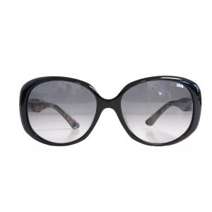 نظارة شمسية فندي لوغو سوداء ومتعددة الألوان