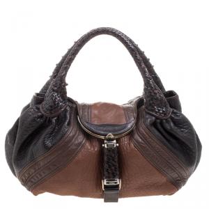 مملوكة مسبقًا Fendi Brown Textured Leather Spy Hobo