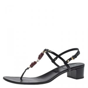 Pre Owned صندل إصبغ غوتشي جلد أسود لامع مزخرف بامبو مقاس 40.5