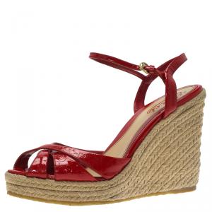 مملوكة مسبقًا Gucci Red Patent Microguccissima Penelope Espadrille Wedges Size 37.5