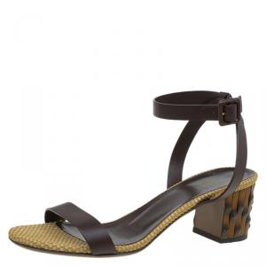 مملوكة مسبقًا صن دل غوتشي داليا جلد بني بحزام للكاحل مقاس 39