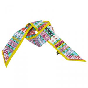 مملوكة مسبقًا وشاح هيرمس تويلي حرير متعدد الألوان