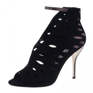 مملوكة مسبقًا Jimmy Choo Black Suede Tamera Cutout Ankle Strap Sandals Size 39.5