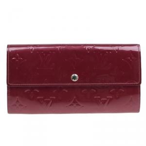 مملوكة مسبقًا Louis Vuitton Amarante Monogram Vernis Sarah Wallet 