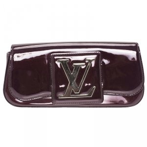 مملوكة مسبقًا Louis Vuitton Amarante Patent Leather Sobe Clutch