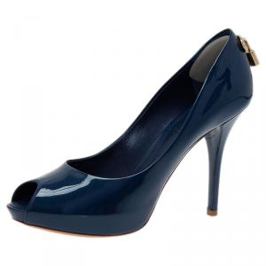 مملوكة مسبقًا Louis Vuitton Blue Patent Oh Really! Peep Toe Pumps Size 38.5