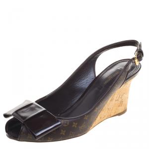 مملوكة مسبقًا Louis Vuitton Brown Monogram Canvas and Patent Bow Rivoli Slingback Wedge Sandals Size 38