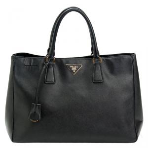 Pre Owned Prada Black Saffiano Medium Lux Tote
