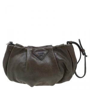 Pre Owned Prada Military Green Glazed Leather Ruched Wristlet Clutch