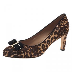 مملوكة مسبقًا Salvatore Ferragamo Leopard Pony Hair Carla Bow Detail Pumps Size 36.5