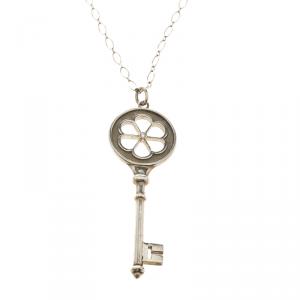 Pre Owned Tiffany & Co. Blossom Key Diamond Silver Oval Link Chain Necklace