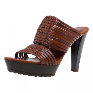 مملوكة مسبقًا Tod's Brown Leather Strappy Mules Size 38