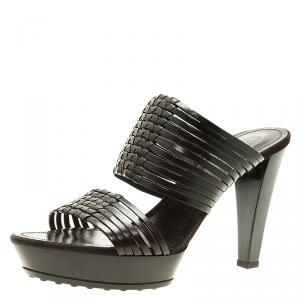 مملوكة مسبقًا Tod's Brown Leather Strappy Sandals Size 40 