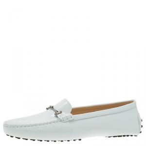 مملوكة مسبقًا Tod's White Patent Horsebit Loafers Size 40