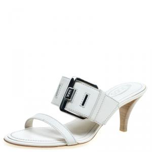 مملوكة مسبقًا Tod's Off White Leather Buckle Accented Slides Sandals Size 35