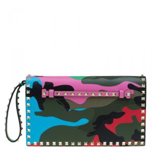 Pre Owned Valentino Multicolor Leather Camouflage Rockstud Wristlet Clutch