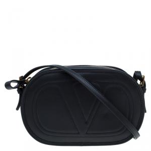 مملوكة مسبقًا Valentino Black Leather Logo Go Crossbody Bag