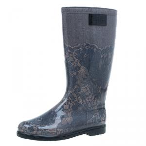 مملوكة مسبقًا حذاء بوت فالينتينو أسود و دانتيل بيج للمطر مقاس 40