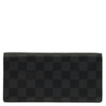 مملوكة مسبقًا Louis Vuitton  Damier Graphite Canvas Brazza Flap Wallet