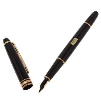 مملوكة مسبقًا Montblanc Black Resin Meisterstuck LeGrand Fountain Pen