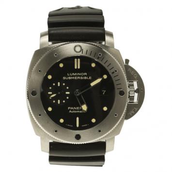 Pre Owned Panerai Black Titanium Luminor Submersible 1950 3Days Automatic PAM00305 Men's Wristwatch 47MM