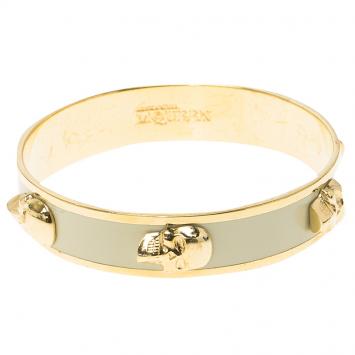 Pre Owned Alexander McQueen 3D Skull Beige Enamel Gold Tone Wide Bangle 20cm