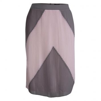 Pre Owned Boss By Hugo Boss Colorblock Plisse Verylla Skirt M