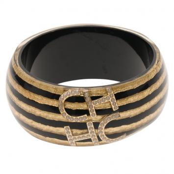 Pre Owned CH Carolina Herrera Faux Pearl Black and Gold Tone Resin Wide Bangle 20cm
