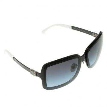 Pre Owned Chanel Black  4198 CC Logo Square Sunglasses