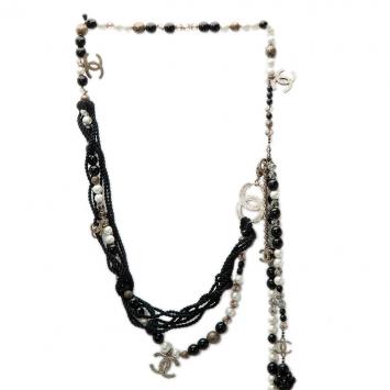 Pre Owned Chanel CC Black And White Faux Pearl Charm Necklace Belt