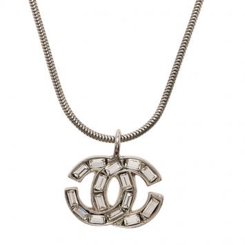 Pre Owned Chanel Vintage CC Baguette Crytals Silver Tone Snake Chain Pendant Necklace