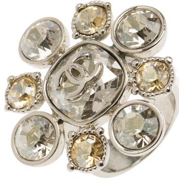 Pre Owned Chanel CC Crystal Flower Silver Tone Cocktail Ring Size 54