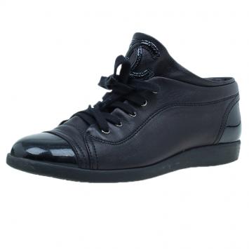 Pre Owned Chanel Black Patent Leather CC Sneakers Size 37.5
