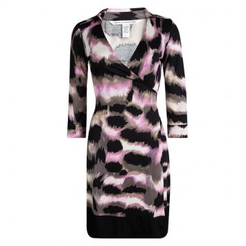 Pre Owned Diane Von Furstenberg Printed Silk Jersey Lindsey Mini Wrap Dress S