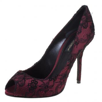 مملوكة مسبقًا Dolce and Gabbana Burgundy Satin and Black Lace Peep Toe Pumps Size 37