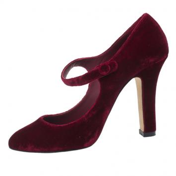 Pre Owned Dolce and Gabbana Red Velvet Mary Jane Pumps Size 37