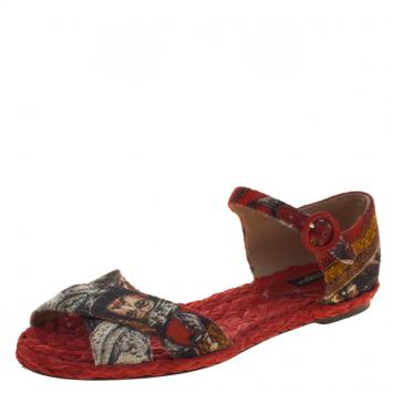 Pre Owned Dolce and Gabbana Red Printed Canvas And Raffia Cross Strap Flat Sandals Size 36