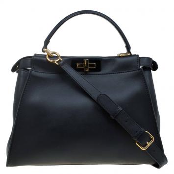 مملوكة مسبقًا Fendi Black Leather Medium Peekaboo Tote