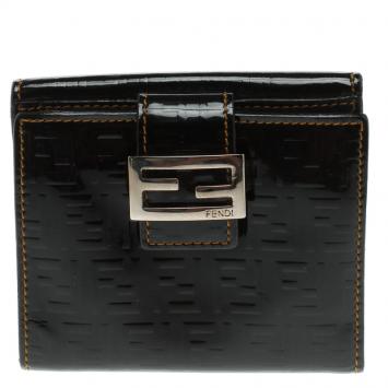 Pre Owned Fendi Black Zucchino patent Leather Compact Wallet