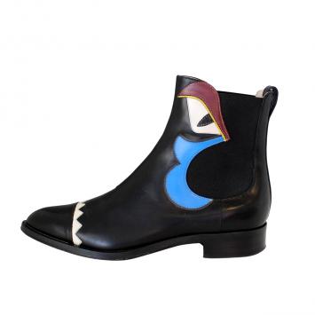 Pre Owned Fendi Black Leather Buggie Appliquéd Chelsea Ankle Boots Size 38.5