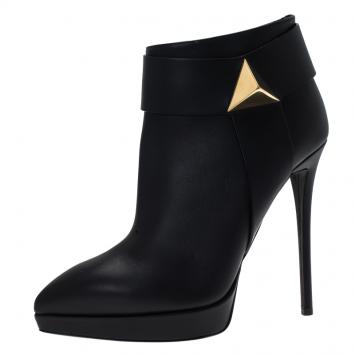 مملوكة مسبقًا Giuseppe Zanotti Black Leather Pyramid Stud Platform Ankle Boots Size 39