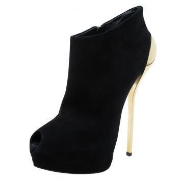 مملوكة مسبقًا Giuseppe Zanotti Black Suede Lacquered Heel Peep Toe Platform Ankle Boots Size 40