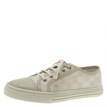 مملوكة مسبقًا Gucci Cream Leather and GG Canvas Sneakers