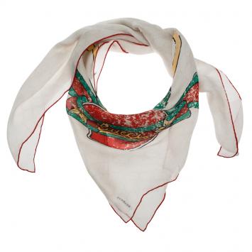 مملوكة مسبقًا Gucci White Guccissima Heart Tattoo Square Scarf