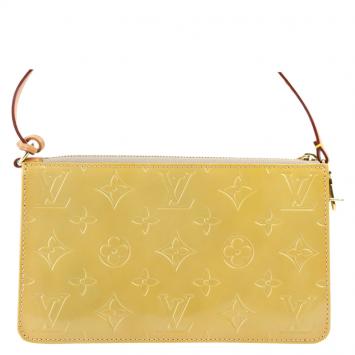 Pre Owned Louis Vuitton Beige Monogram Vernis Lexington Pochette Bag