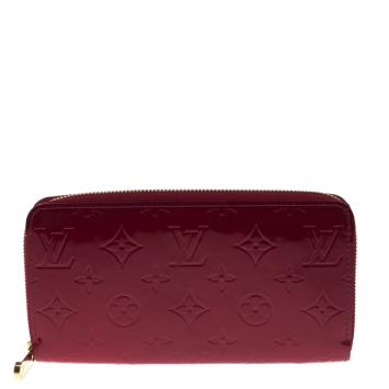 Pre Owned Louis Vuitton Red Monogram Vernis Zippy Wallet