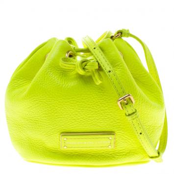 Pre Owned Marc By Marc Jacobs Neon Green Leather Mini Bucket Crossbody Bag