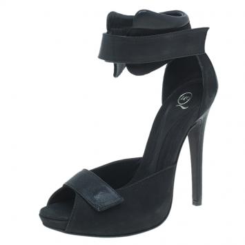 Pre Owned MCQ by Alexander MCQueen Black Leather Ankle Strap Sandals Size 37