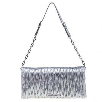 Pre Owned Miu Miu Metallic Silver Leather Azalea Matelasse Pochette