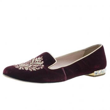 Pre Owned Miu Miu Burgundy Velvet Crest Embellished Smoking Slippers Size 38